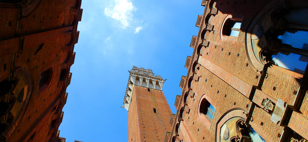 http://www.keytoitaly.tours/images/itineraries/medieval-life-and-castles/siena-tuscan-marvels.jpg