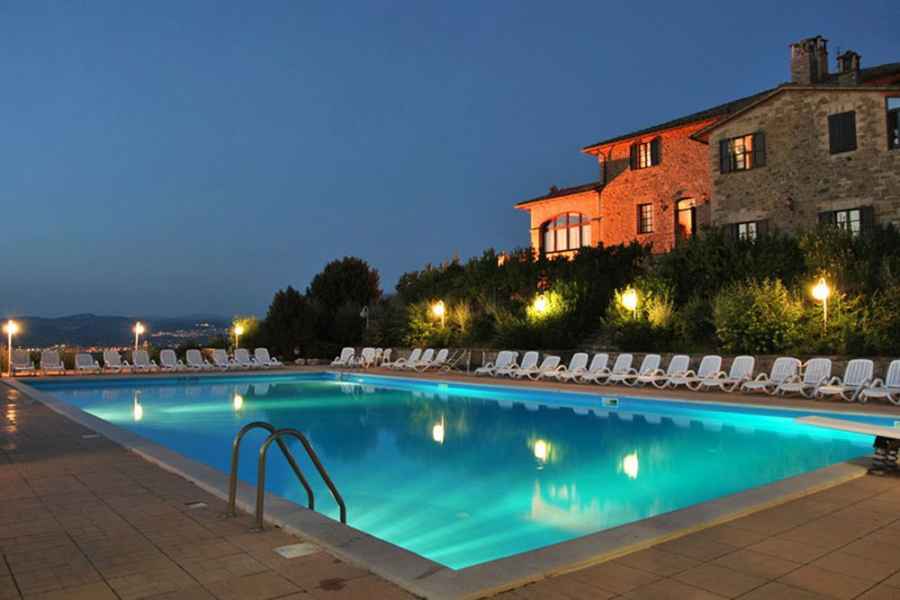 Magical and luxurious wedding resort in Italy