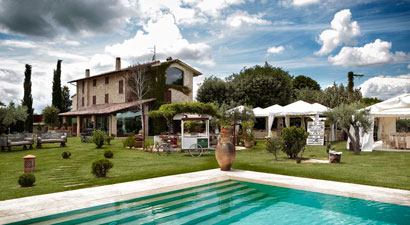 Romantic italian wedding venue in Umbria